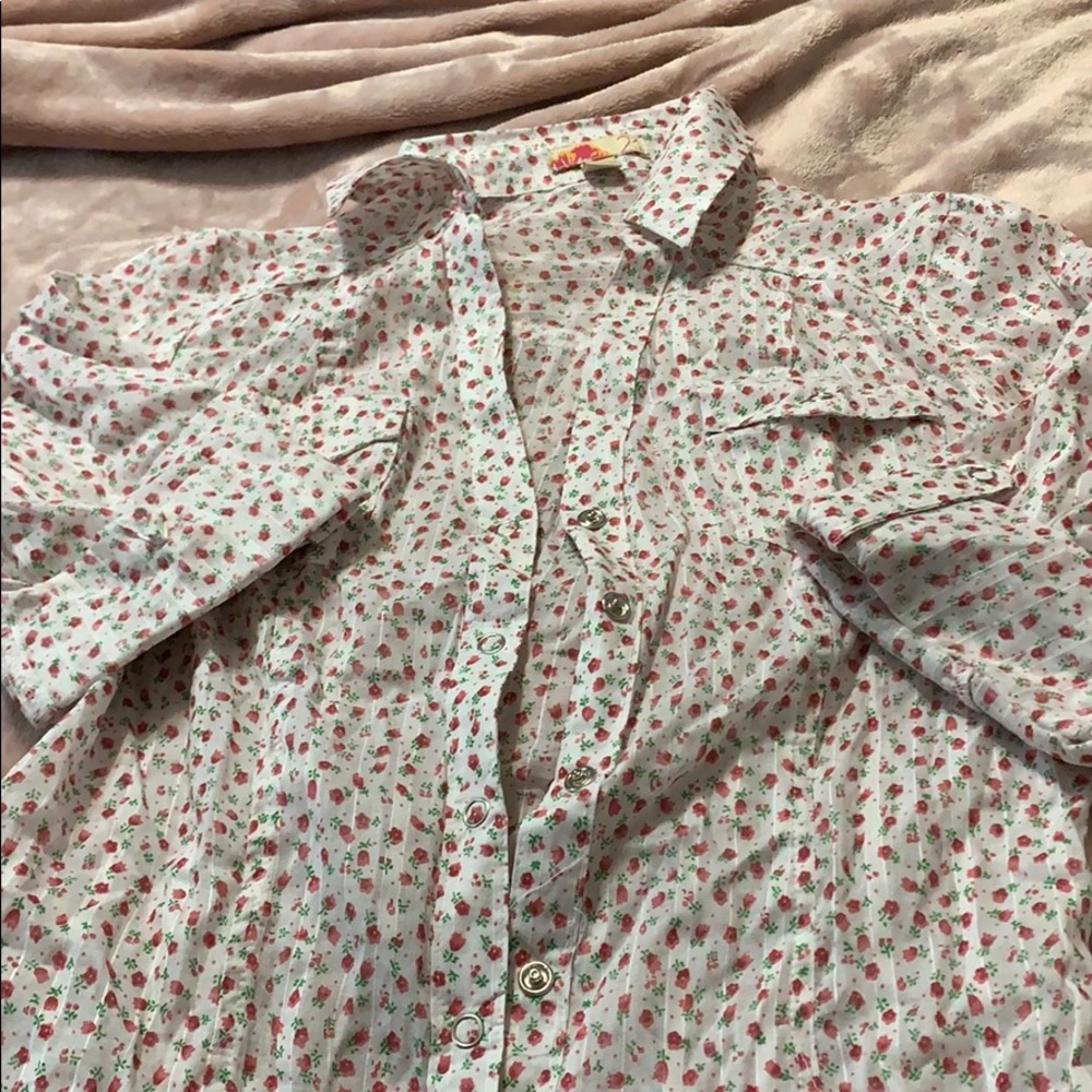 Forever 21 floral print short sleeves shirt